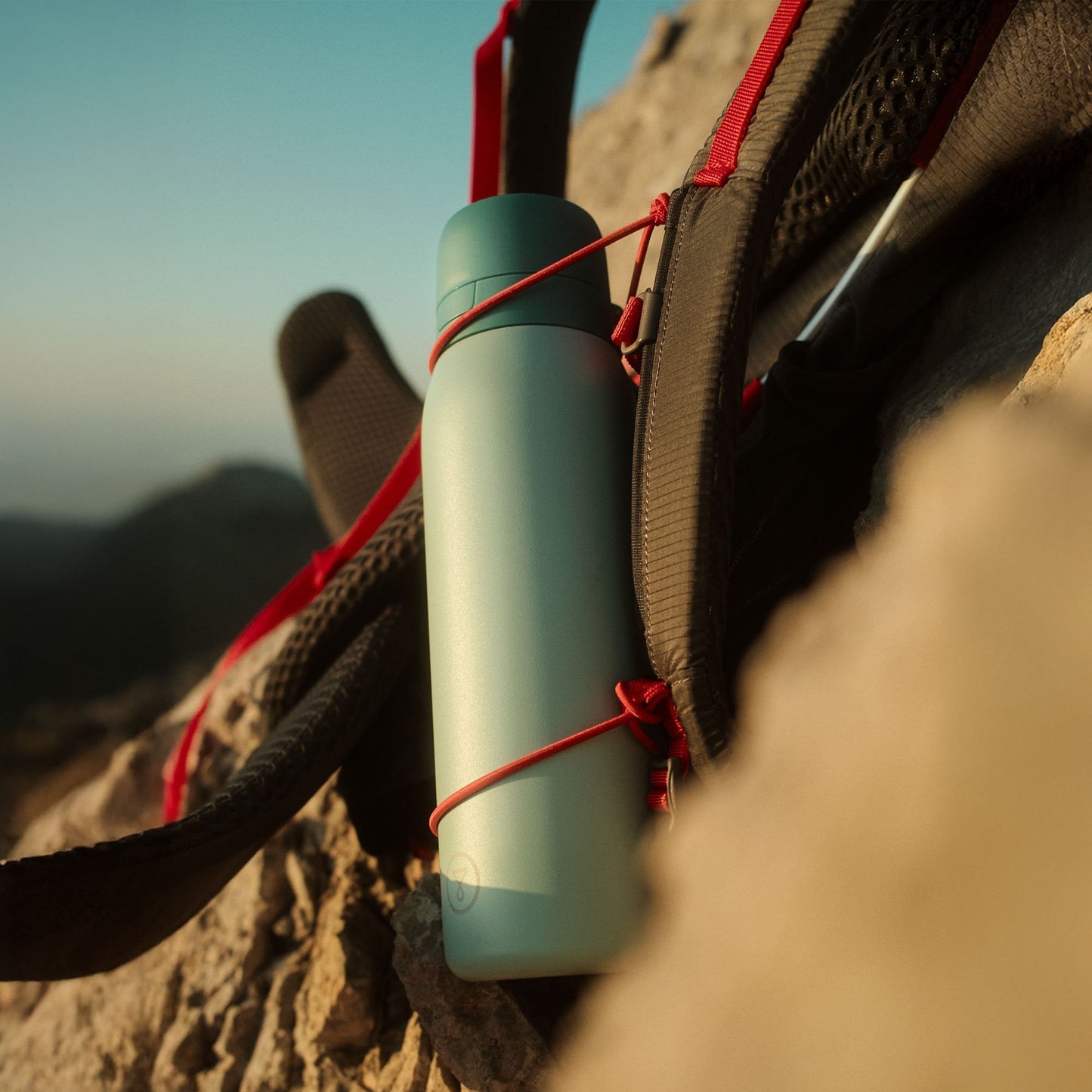 Tappwater Bottle Pro - Pure water for every adventure.